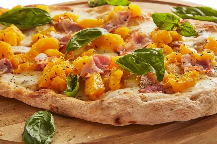 Zdjęcie Co zrobić z gotowego ciasta na pizzę? 10 kreatywnych przepisów