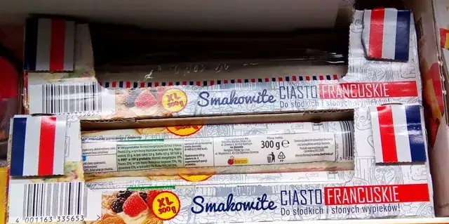 Zdjęcie Proste przepisy na ciasto francuskie z Biedronki, które zaskoczą gości