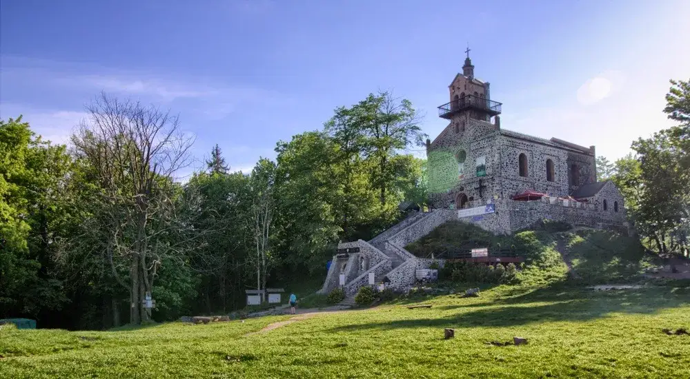 Zdjęcie Ślęża atrakcje – odkryj ukryte skarby i niezapomniane widoki
