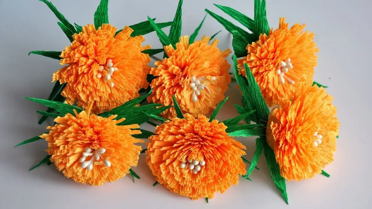Zdjęcie Kwiaty z krepiny XXL: Twój przewodnik DIY krok po kroku