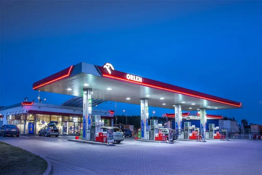 Zdjęcie Co można kupić na stacji Orlen? Zaskakujące produkty i usługi