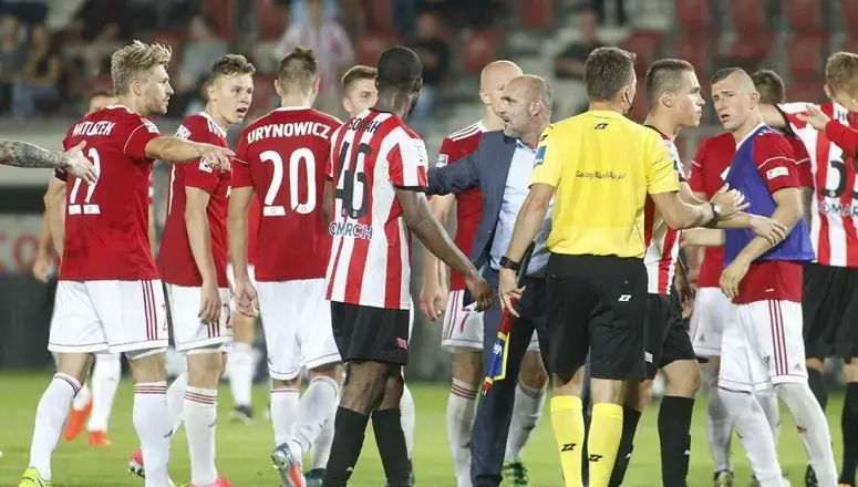Zdjęcie Górnik Zabrze i Cracovia: zaskakujące statystyki meczów i wyniki