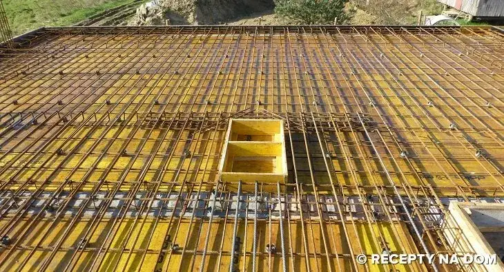 Zdjęcie Zbrojenie stropu – jaki rozstaw prętów zapewni maksymalną trwałość?