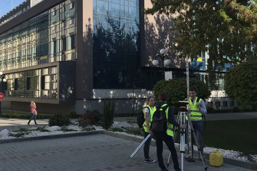 Zdjęcie Jakie studia wybrać, aby zostać geodetą i osiągnąć sukces?