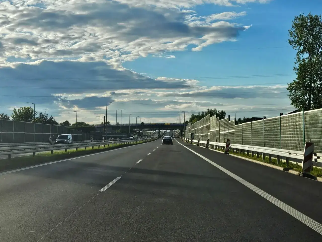 Zdjęcie Ile jest kilometrów z Warszawy do Kołobrzegu? Sprawdź najkrótsze trasy