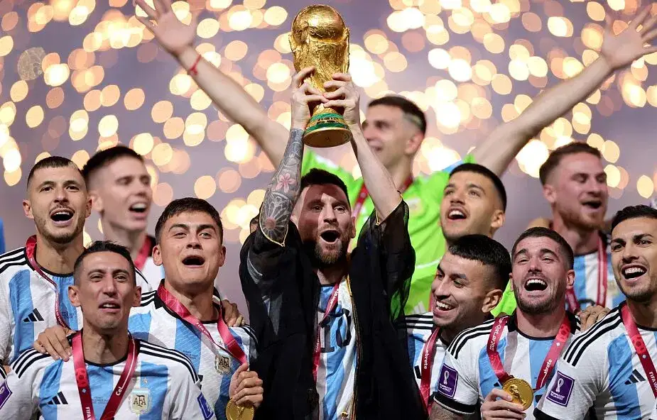 Zdjęcie Aktualni Mistrzowie Świata w Piłce Nożnej: Argentyna i Hiszpania