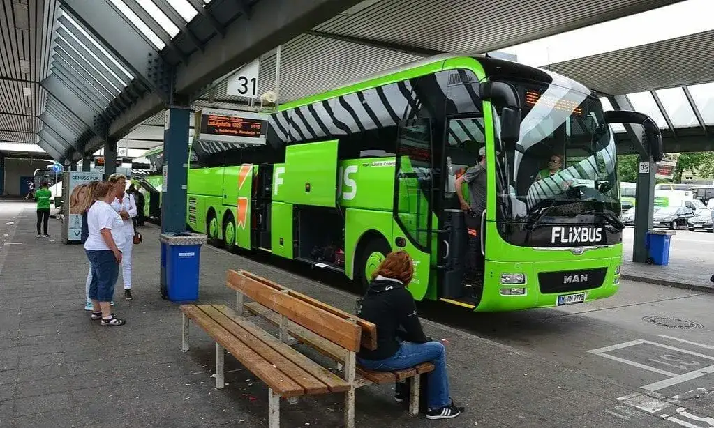Zdjęcie Skąd odjeżdża FlixBus w Kielcach? Sprawdź lokalizację przystanku