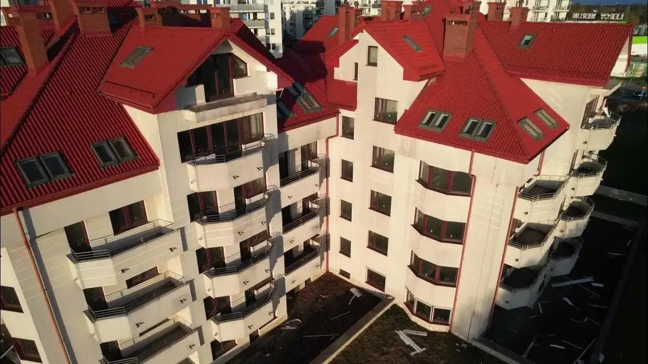 Zdjęcie Osiedle w Warszawie: Zasadowa i Starodęby - Ciekawe kontrasty architektury