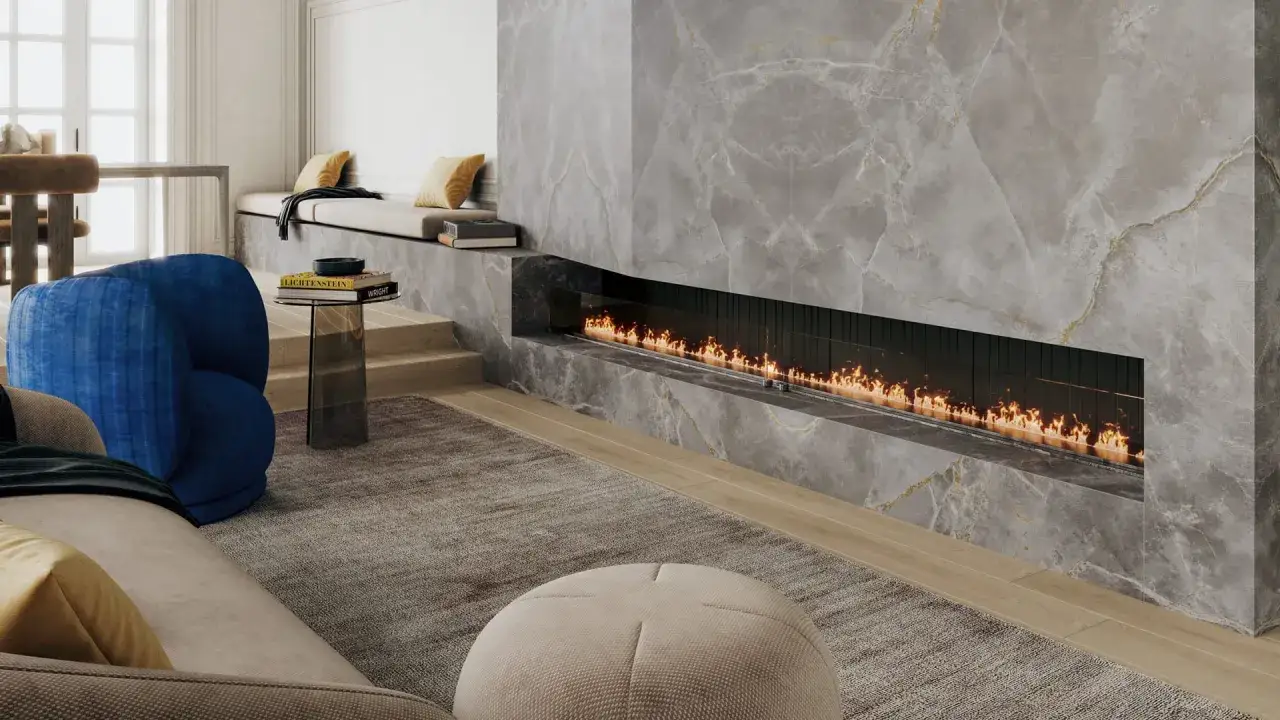 Elegante revestimiento chimenea moderna en mármol gris con veta dorada, hogar alargado con llamas danzantes.