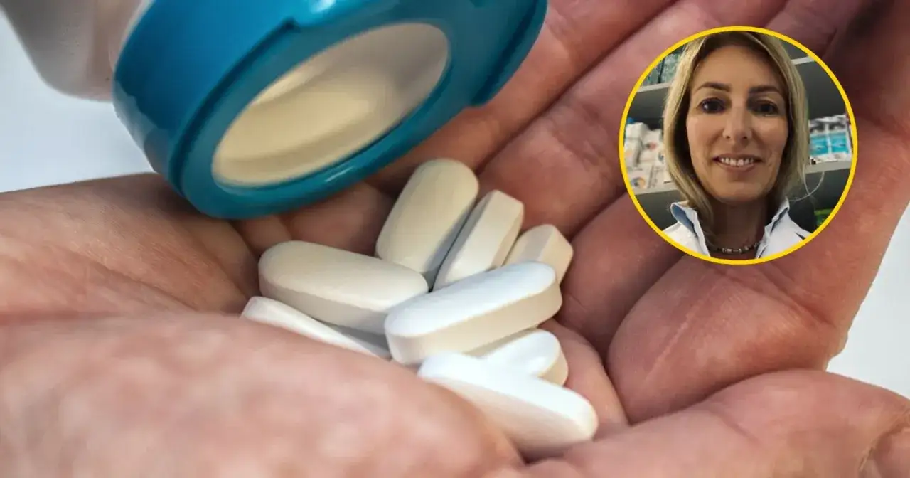 Farmaceutka wyjaśnia, z czym nie łączyć magnezu, pokazując tabletki w dłoni.