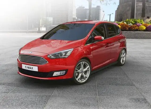 Ford C-Max generacje por&oacute;wnanie