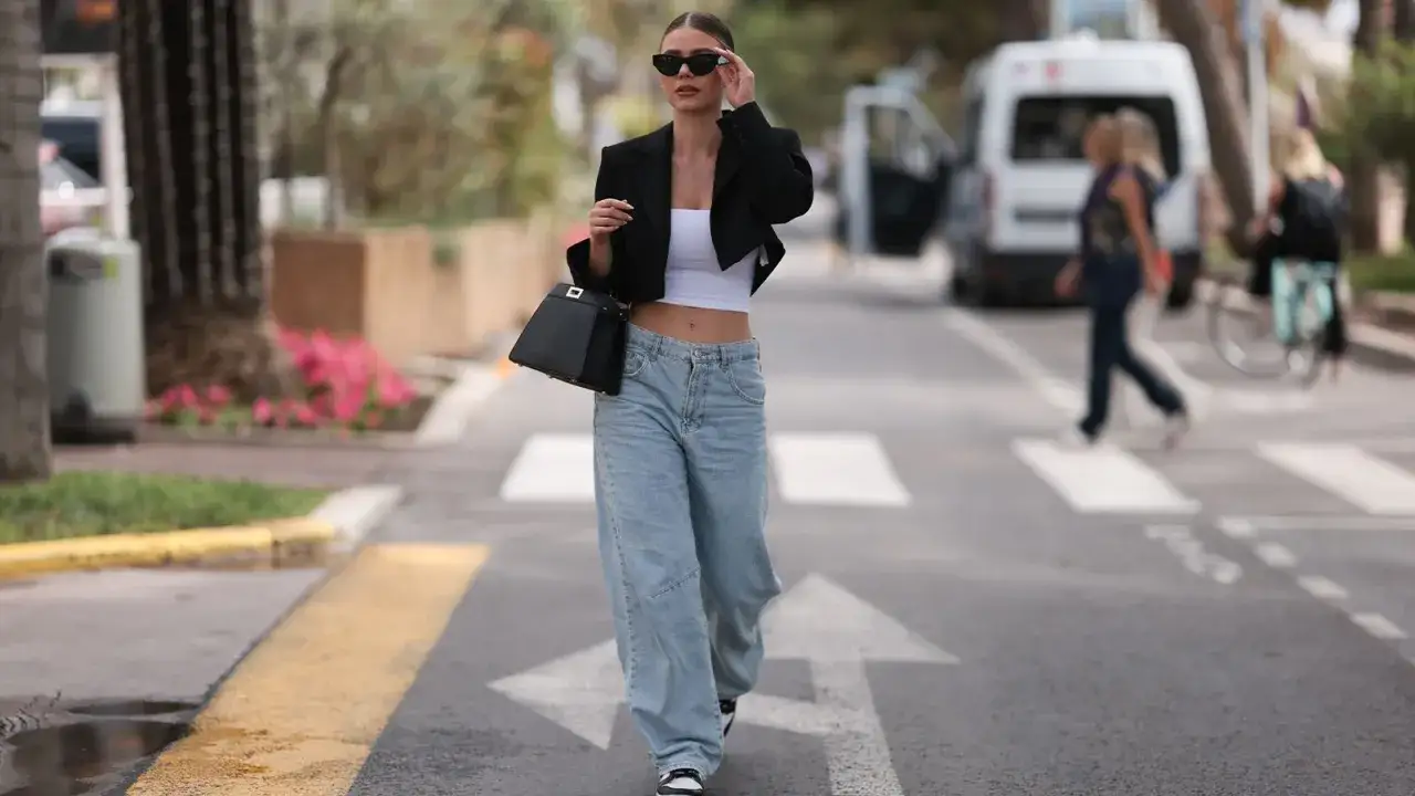Mädchen Baggy-Hose Outfit Ideen
