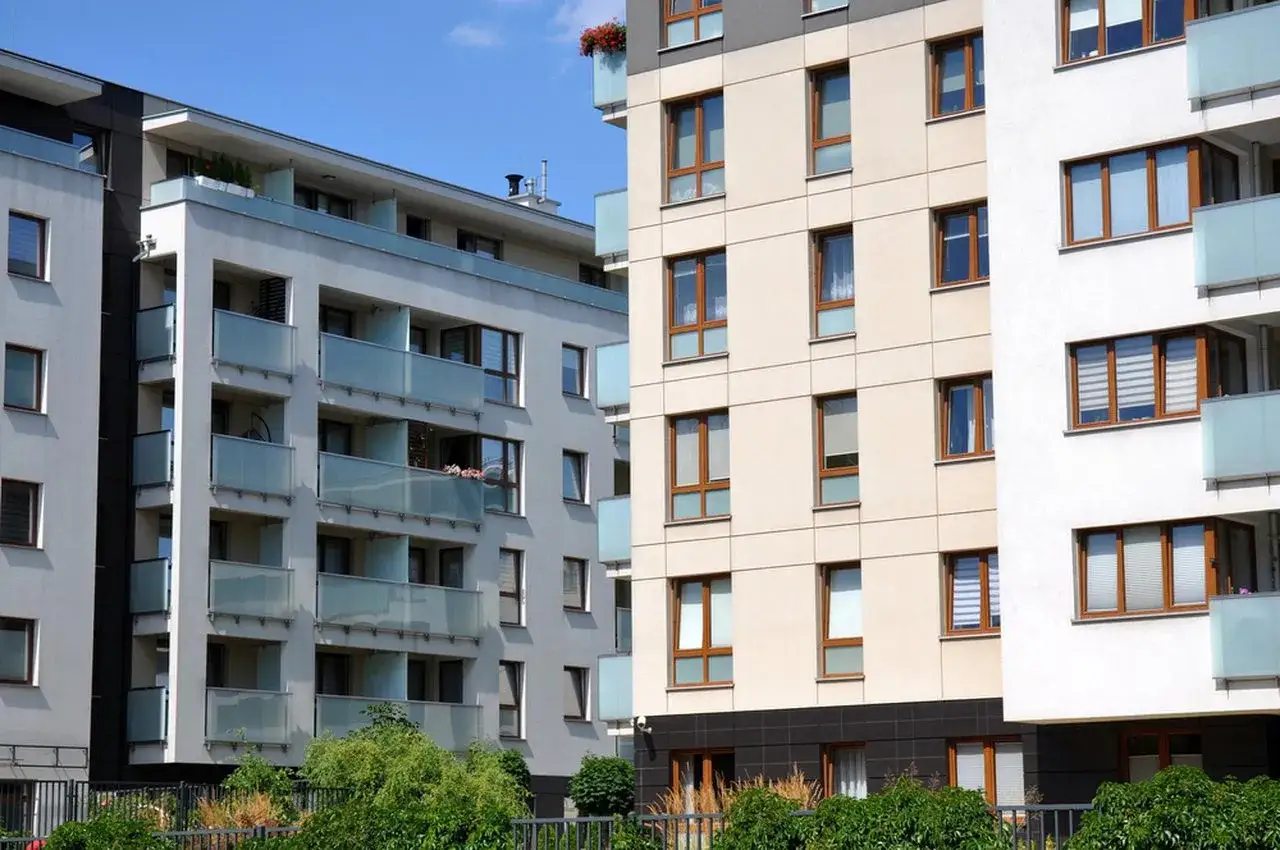 nieruchomości licytacje komornicze i przetargi