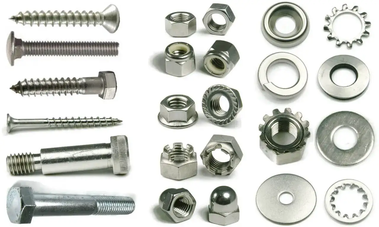 Assortiment de vis, &eacute;crous, rondelles et autres accessoires de fixation en m&eacute;tal.