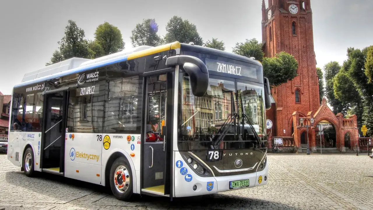 Autobus elektryczny ZKM Wałcz na rynku. Sprawdź rozkład jazdy Wałcz i podróżuj ekologicznie.