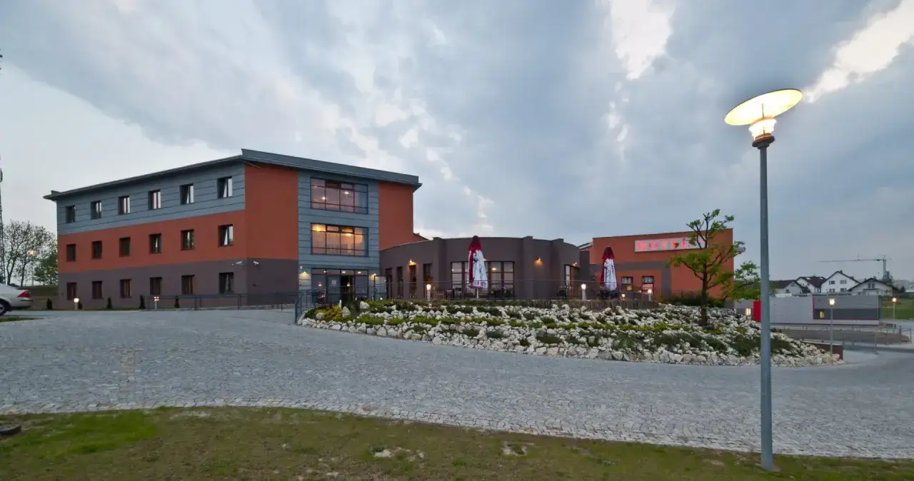 Hotel de Esperanto Duszniki-Zdrój widok z zewnątrz