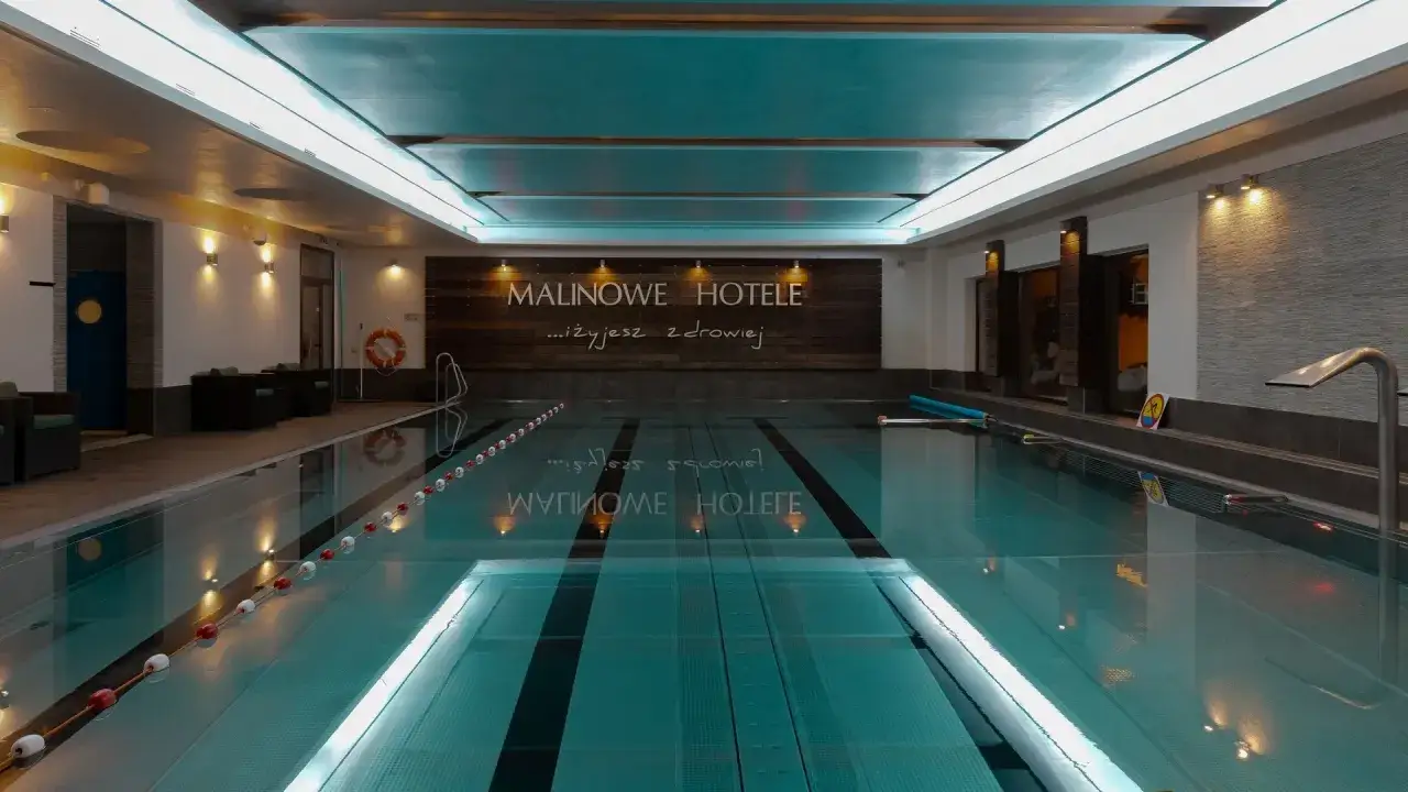 Malinowy Zdrój pokój hotelowy basen