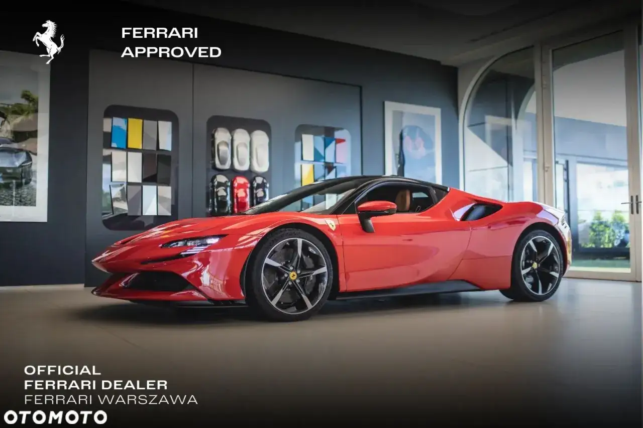 Czerwone Ferrari SF90 w salonie. Sprawdź atrakcyjną ferrari sf90 cena i ofertę Ferrari Warszawa.