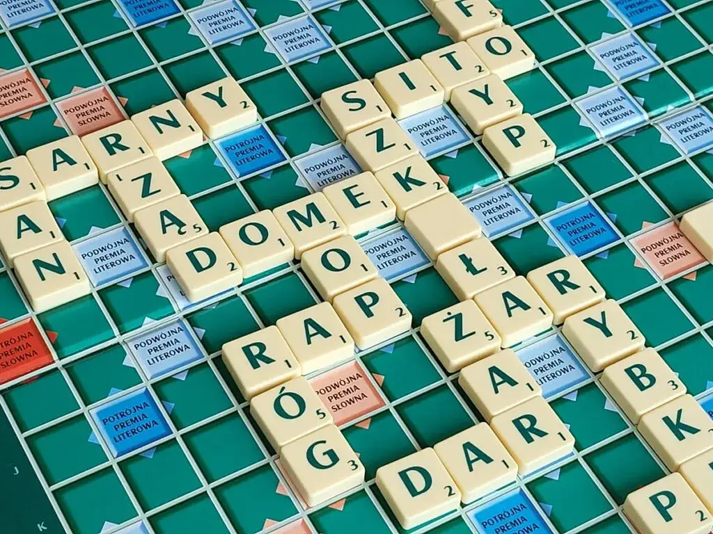 scrabble zasady słowa dozwolone niedozwolone