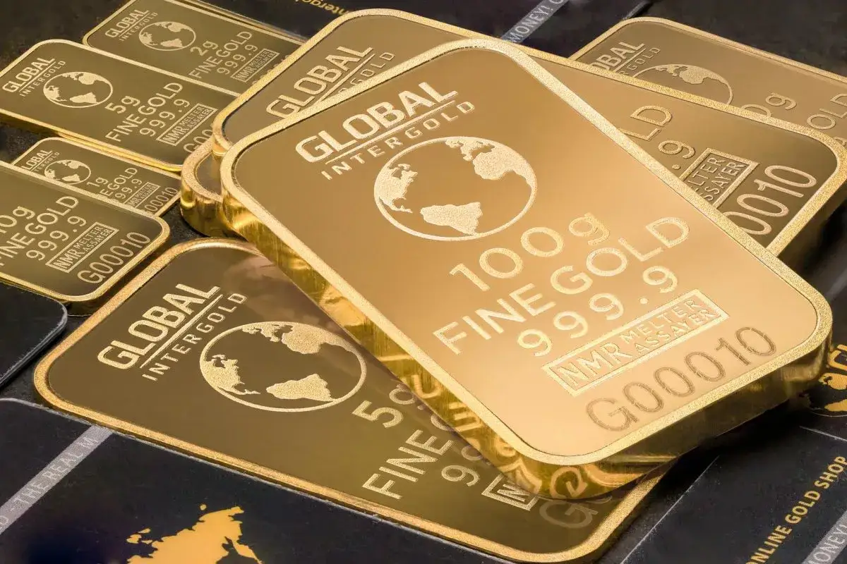 Złote sztabki Global Intergold o różnej wadze (1g, 2g, 5g, 10g, 100g) tworzą imponującą listę metali szlachetnych.