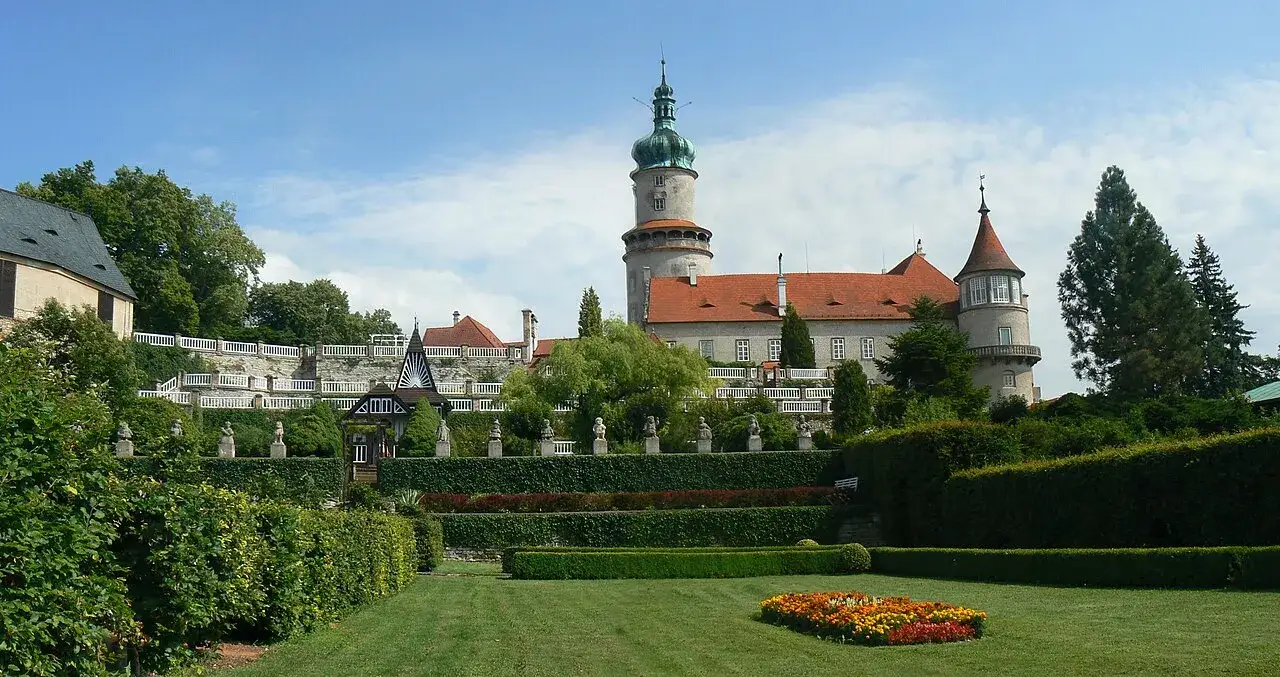 Nové Město nad Metují panorama rynek zamek