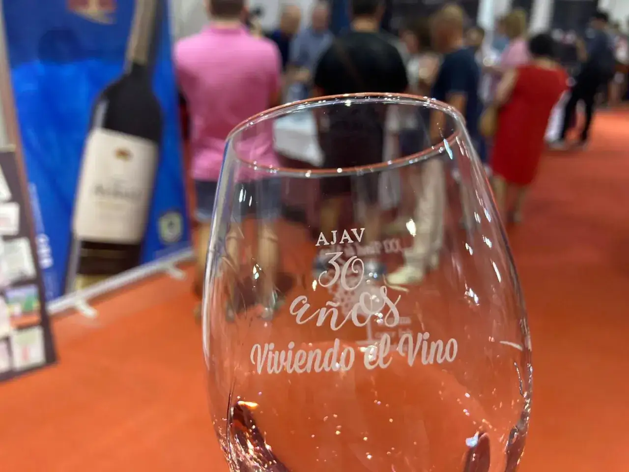 Copa de vino conmemorativa de 30 a&ntilde;os 