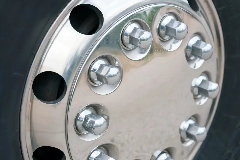 Błędy w doborze śrub do felg aluminiowych