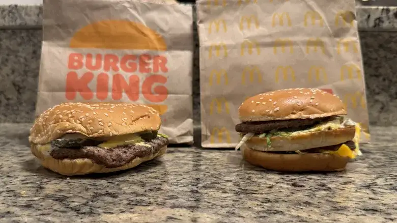 Burger King Whopper vs McDonald's Big Mac por&oacute;wnanie