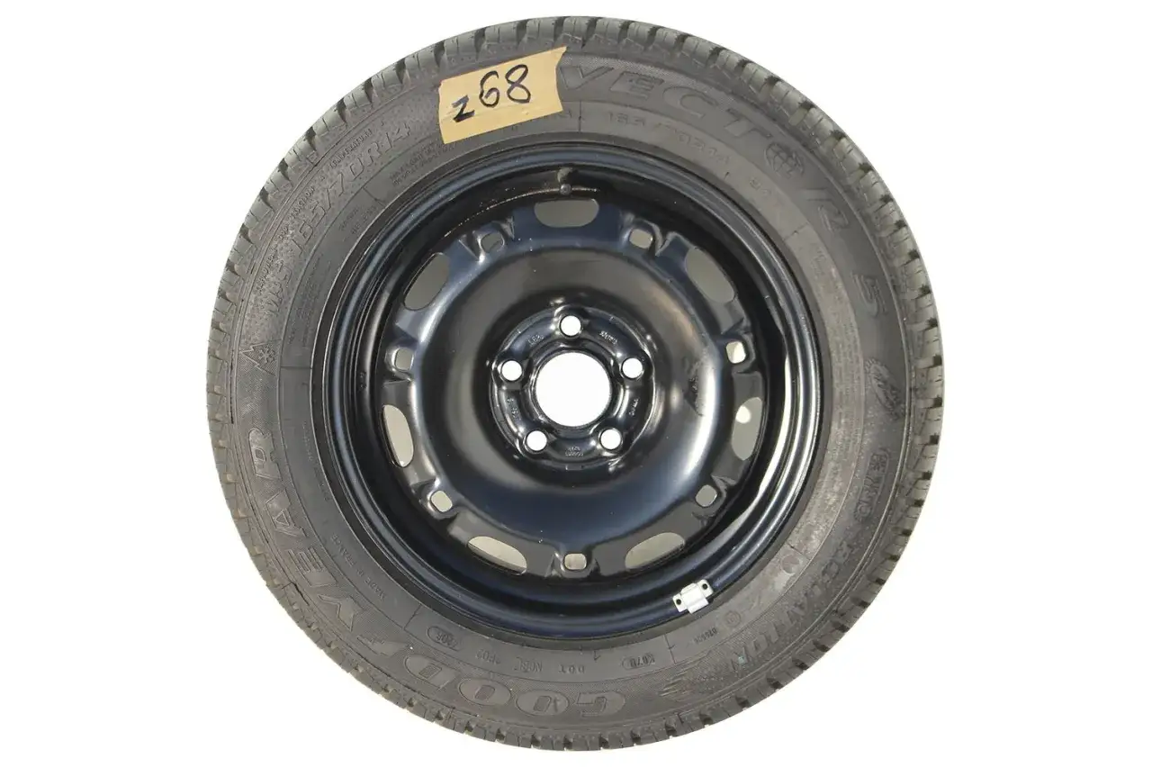 Koło zapasowe do VW Polo 9N, opona Goodyear Vector 185/70R14. Idealne rozwiązanie, gdy szukasz odpowiednich opon.