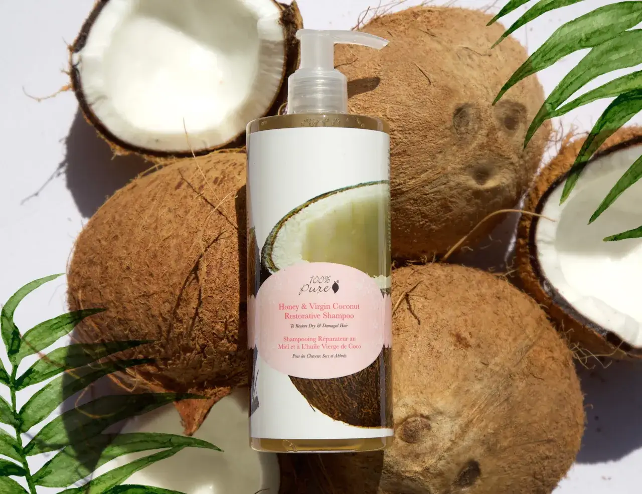 Shampoo al cocco per capelli secchi e danneggiati. Scopri i benefici rigeneranti del cocco e del miele per una chioma sana e luminosa.