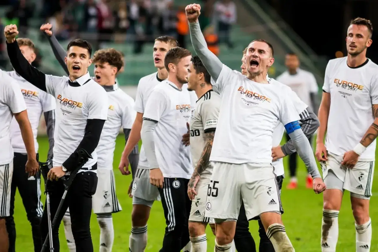 Zdjęcie Zarobki piłkarzy Legii Warszawa: ile naprawdę zarabiają?