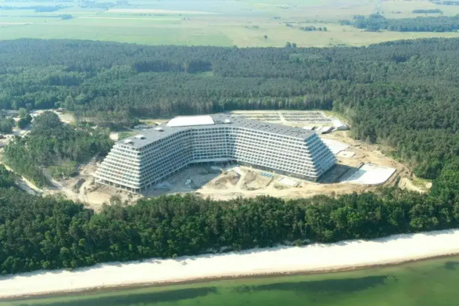 Zdjęcie Kiedy otwarcie hotelu Gołębiewski w Pobierowie? Sprawdź szczegóły!