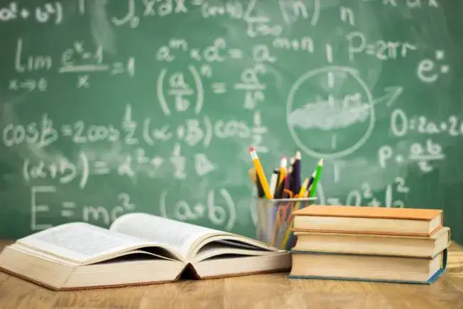 Zdjęcie Jak napisać autorski program nauczania, aby zrealizować cele edukacyjne