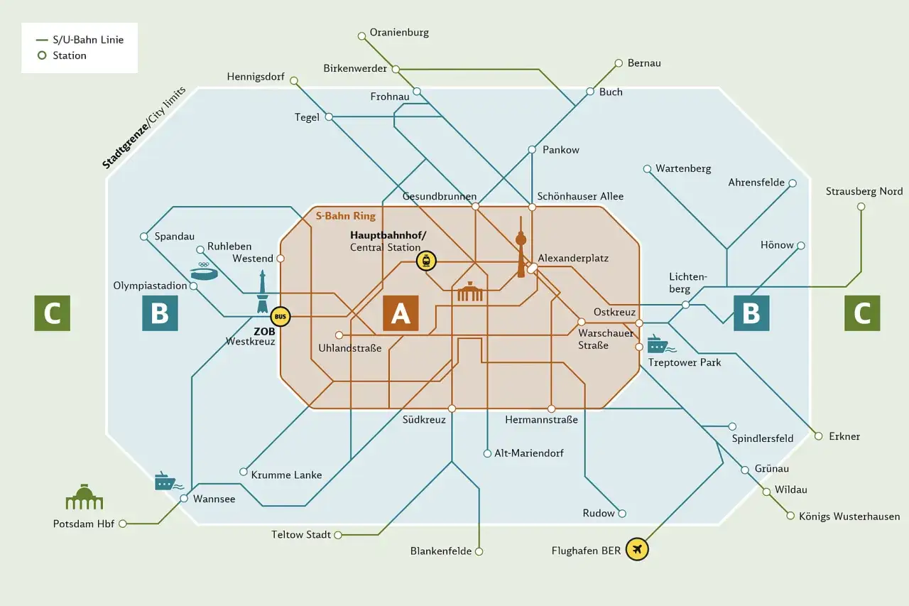 Karta &ouml;ver Berlins S- och U-bahn. Hj&auml;lper dig att planera var ska man bo i Berlin, med stationer och linjer markerade.