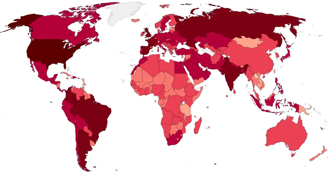 Weltkarte zeigt, wie viele Menschen an Corona gestorben sind, mit dunkleren T&ouml;nen f&uuml;r h&ouml;here Opferzahlen in Nord- und S&uuml;damerika, Europa und Teilen Asiens.