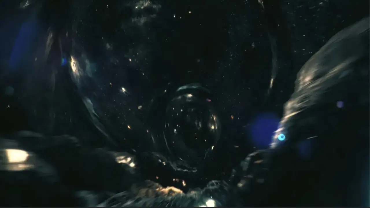 Mroczna, wirująca przestrzeń kosmiczna, pełna gwiazd i mgławic, przypominająca scenę z filmu Interstellar 2.