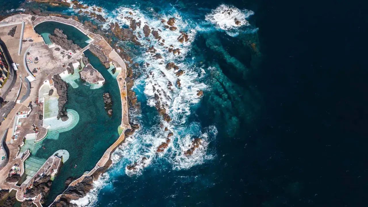 Funchal centrum miasta widok na port