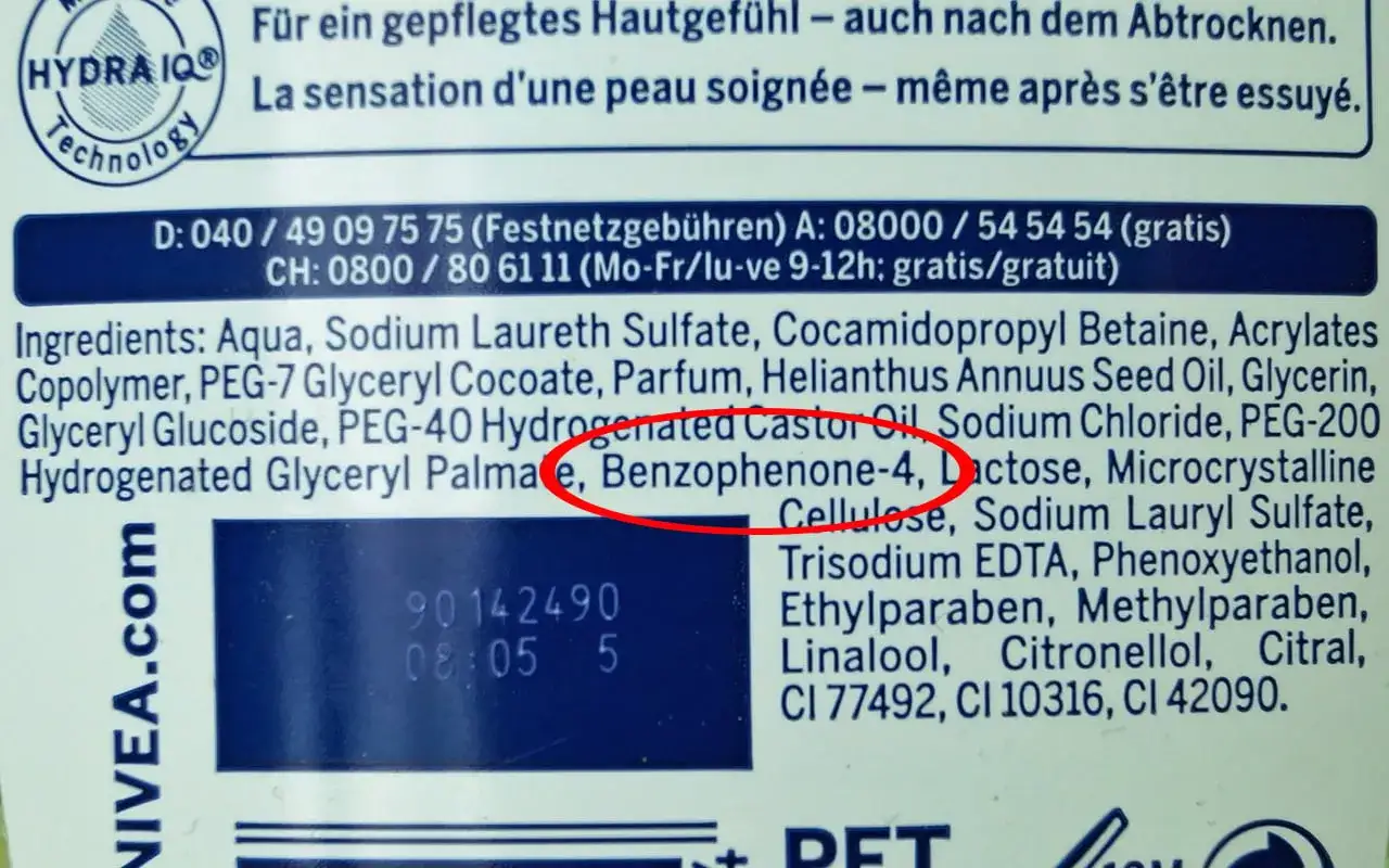 Inhaltsstoffe: Aqua, Sodium Laureth Sulfate, Cocamidopropyl Betaine, Acrylates Copolymer, PEG-7 Glyceryl Cocoate, Parfum, Helianthus Annuus Seed Oil, Glycerin, Glyceryl Glucoside, PEG-40 Hydrogenated Castor Oil, Sodium Chloride, PEG-200 Hydrogenated Gl...