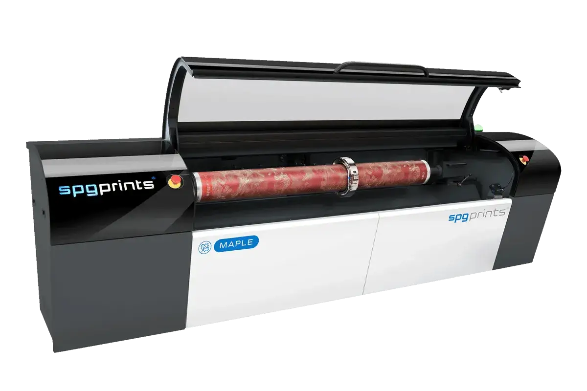 Machine d'impression rotative SPGPrints Maple avec un rouleau imprimé de motifs floraux rouges et dorés.