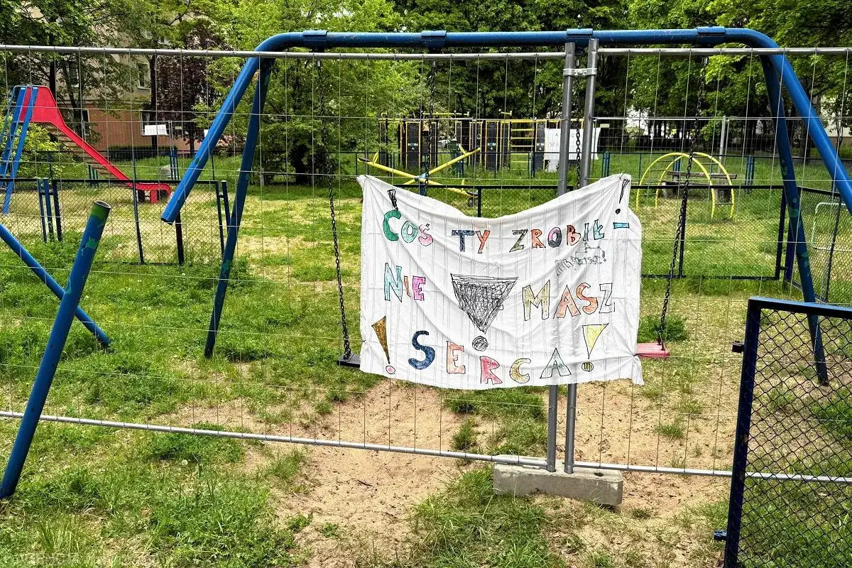przykłady działań rady osiedla remont placu zabaw