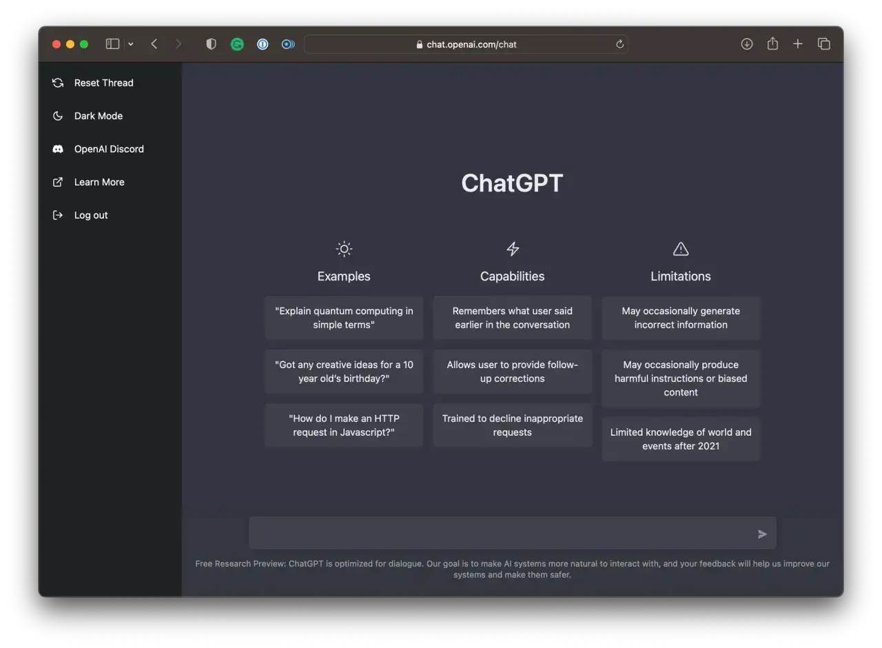 Interfejs chat.openai.com z widocznym logo ChatGPT, przykładami pytań, możliwościami i ograniczeniami. To jest chat GPT 3.5.