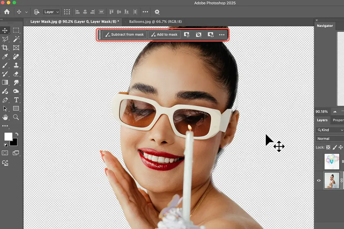 Kobieta w okularach, świeca, tort. Widok na panel warstw i narzędzia w programie Adobe Photoshop. To jest przykład, co to jest photoshop.