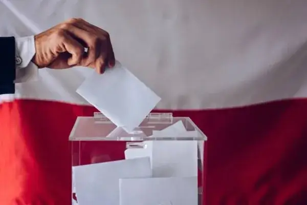 Referendum w Polsce urna do głosowania