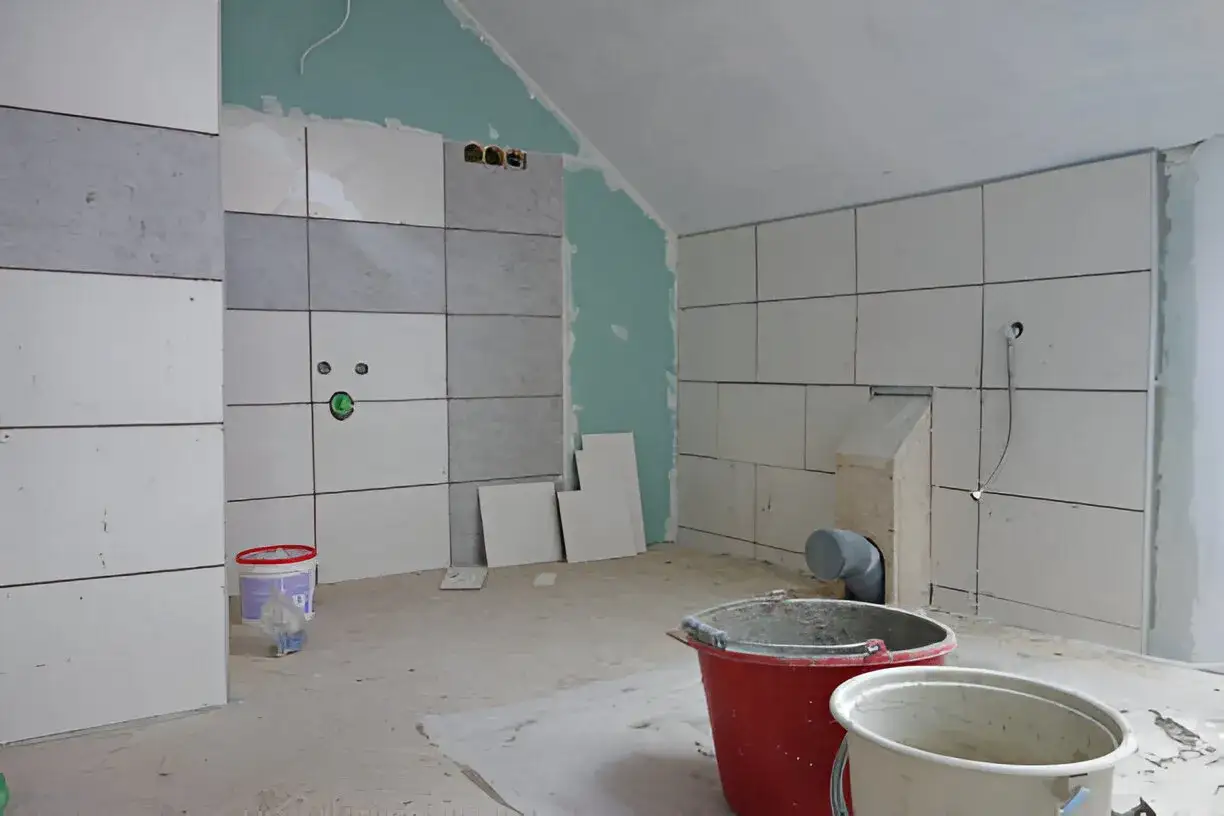Zdjęcie Czy można odliczyć od podatku remont łazienki? Warunki i zasady