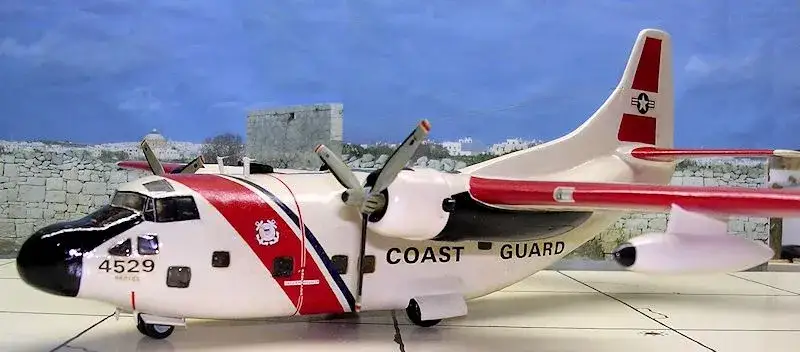 Zdjęcie C-123 Provider 1:72 - Fascynujący model samolotu w skali