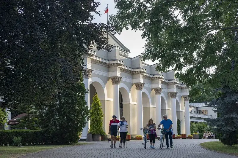 Zdjęcie Sanatorium Marconi Busko-Zdrój: terminy turnusów i cennik 2025