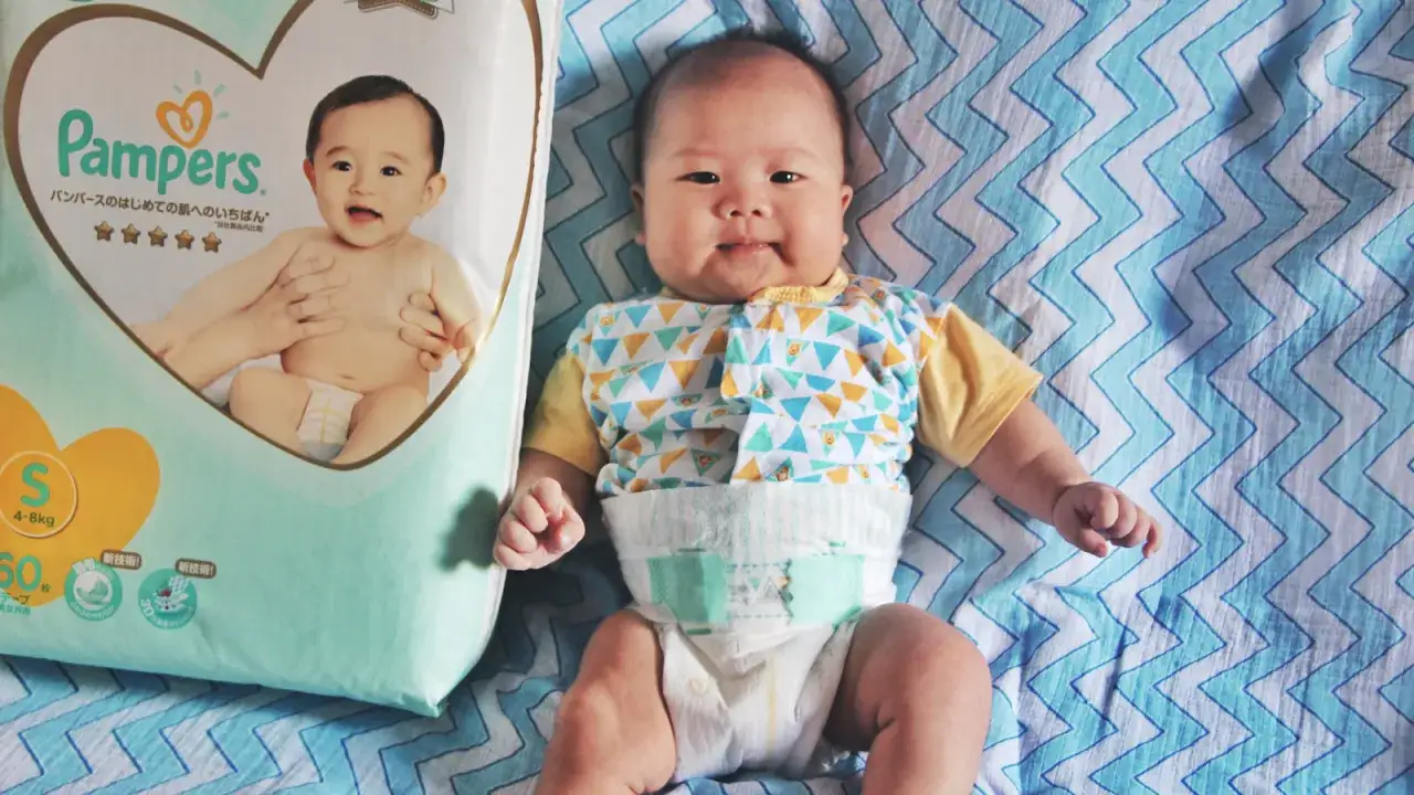 Pampers Premium Care vs New Baby texture