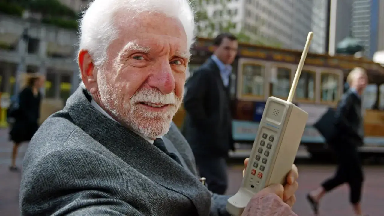 Motorola DynaTAC 8000X