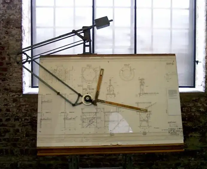 Evolution Technischer Zeichner Rei&szlig;brett CAD