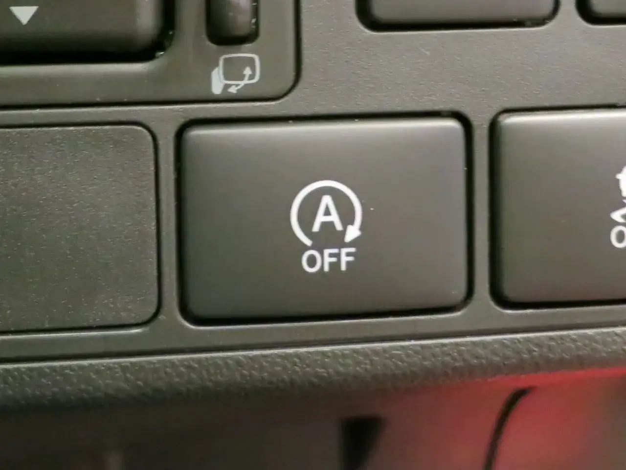 Przycisk wyłączający system start-stop. Ikona